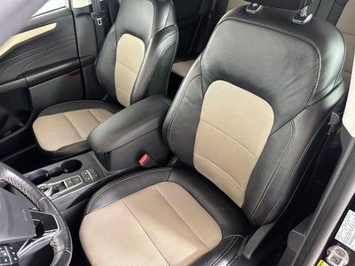 2021 Ford Escape Titanium