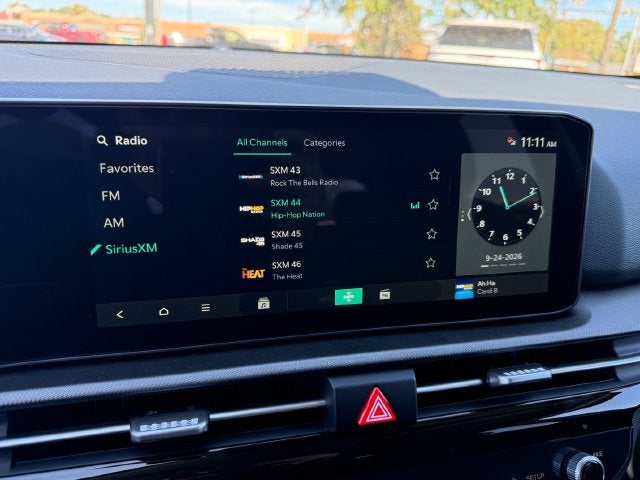 2027 Kia Sportage Hybrid LX