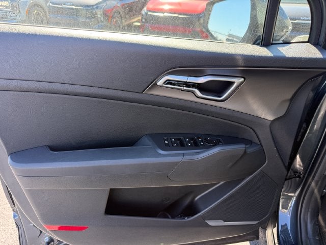 2027 Kia Sportage Hybrid LX