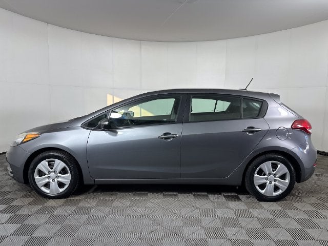 2016 Kia Forte5 LX