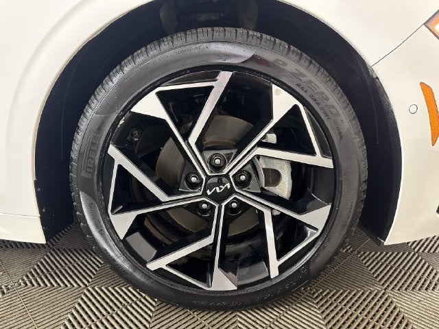 2025 Kia K5 EX