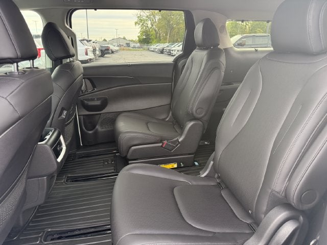 2027 Kia Carnival EX