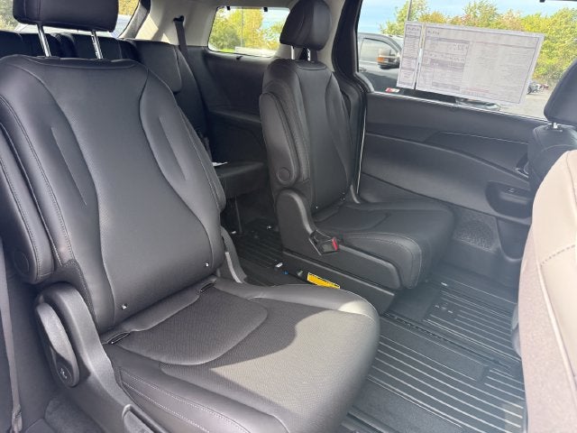 2027 Kia Carnival Hybrid EX