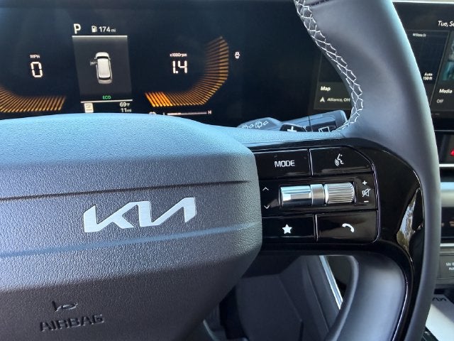 2027 Kia Carnival Hybrid EX