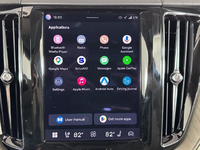 2023 Volvo XC60 B5 Plus Dark Theme