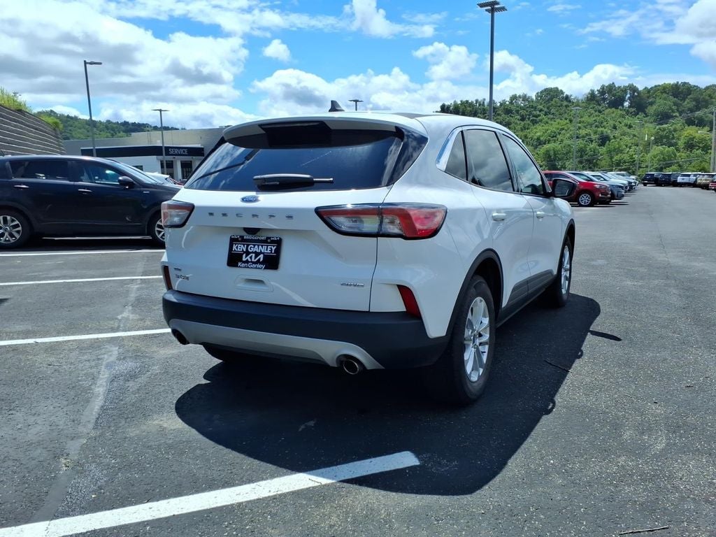 2022 Ford Escape SE