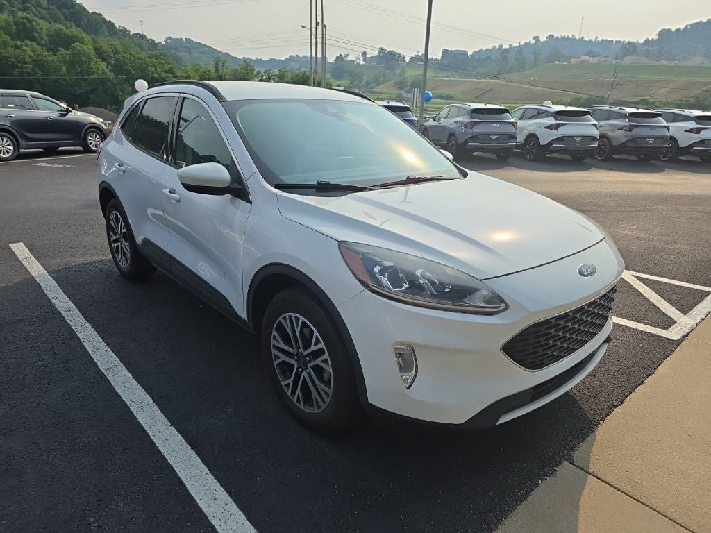 2020 Ford Escape SEL