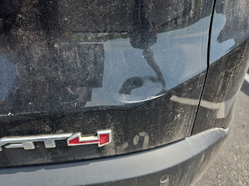 2021 GMC Acadia AT4