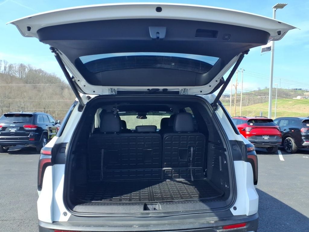 2024 Chevrolet Traverse LT 2LT