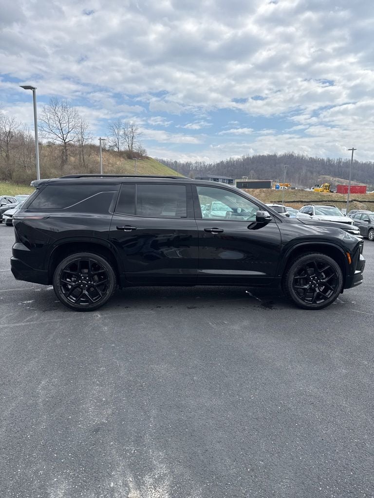 2024 Chevrolet Traverse RS