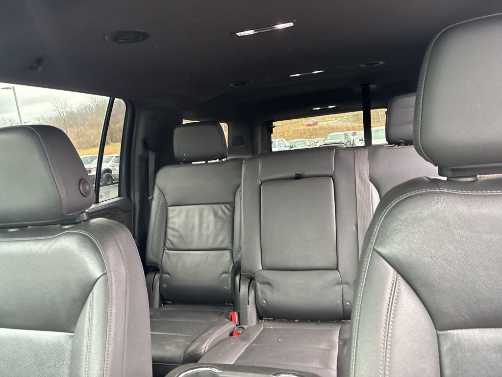 2022 Chevrolet Suburban LT