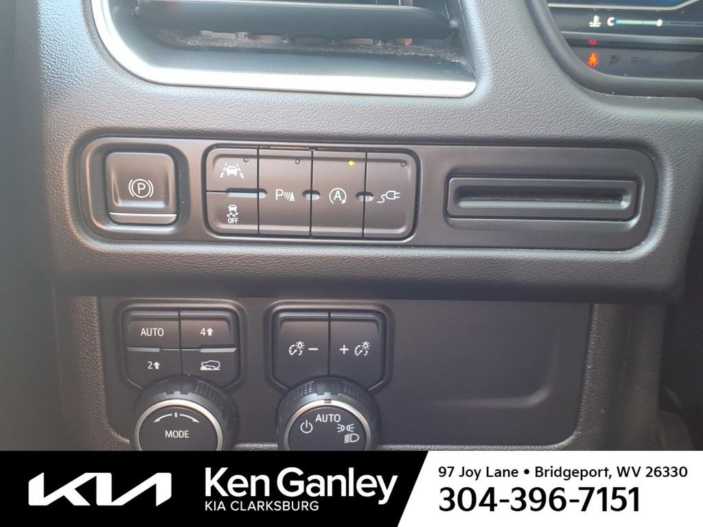 2022 Chevrolet Suburban LT