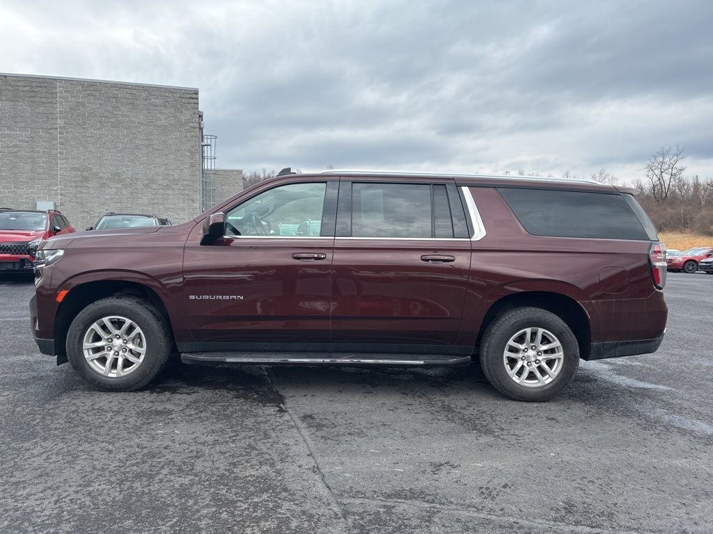 2022 Chevrolet Suburban LT
