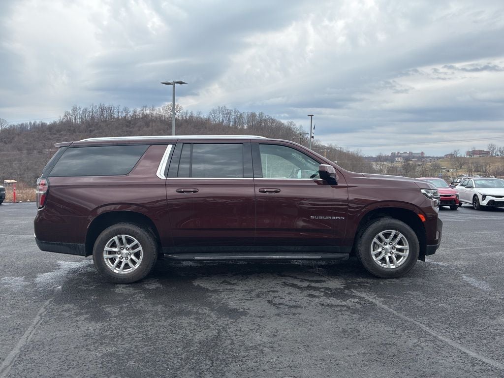 2022 Chevrolet Suburban LT