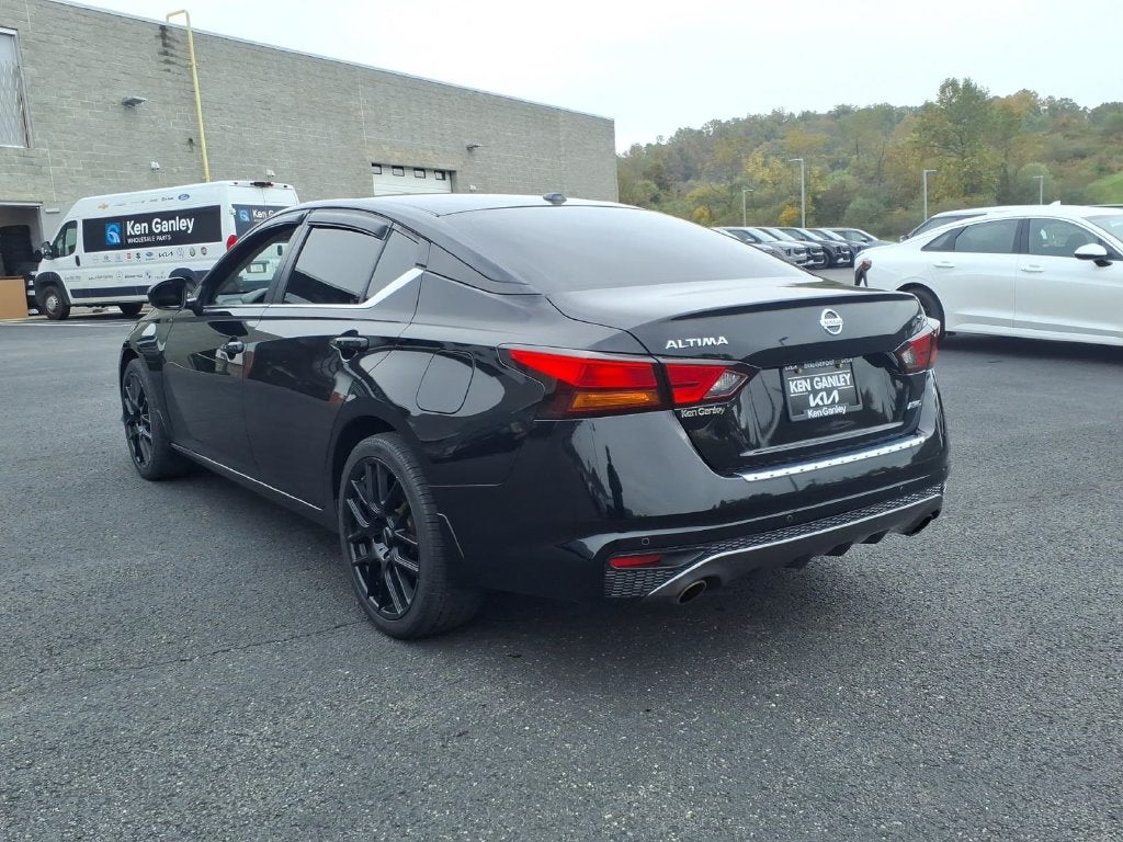 2021 Nissan Altima 2.5 SR