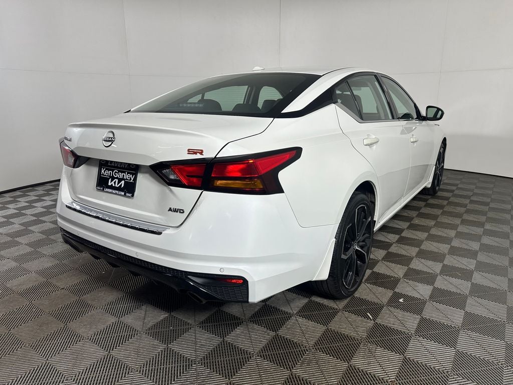 2023 Nissan Altima 2.5 SR