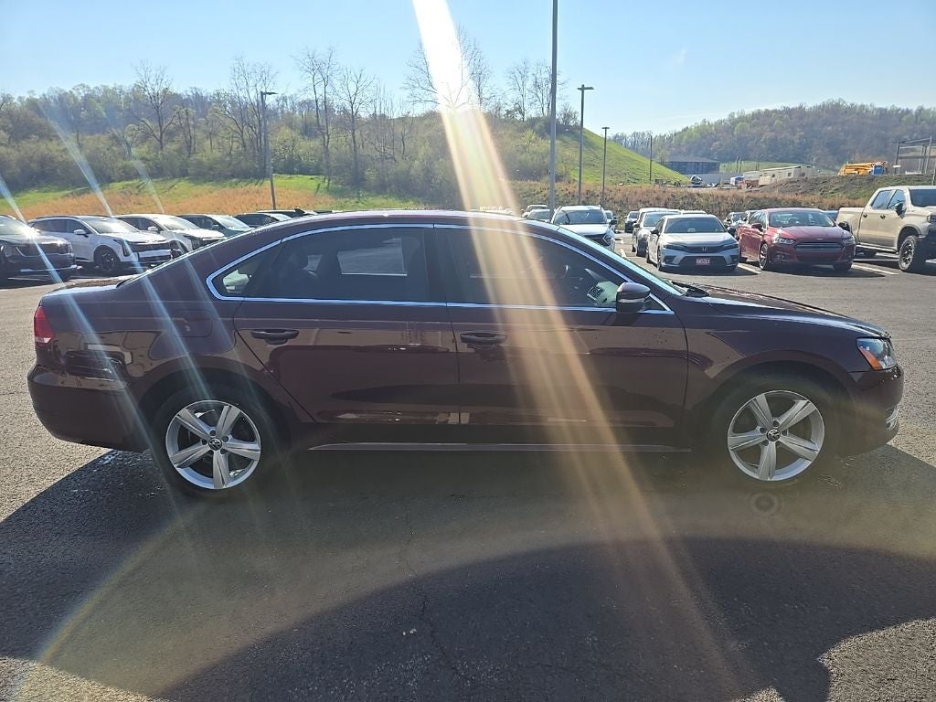 2014 Volkswagen Passat 1.8T SE