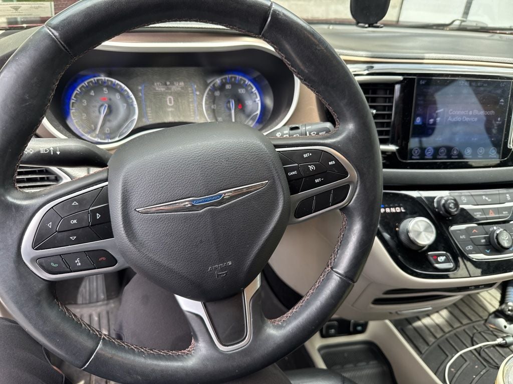 2017 Chrysler Pacifica Touring L