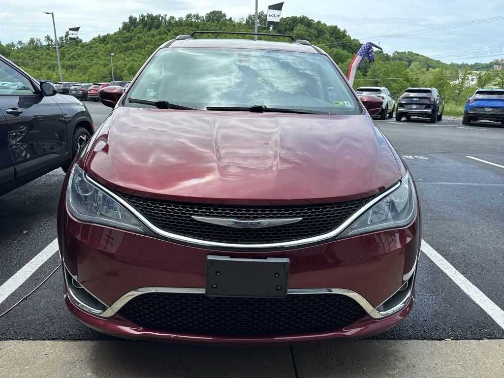 2017 Chrysler Pacifica Touring L