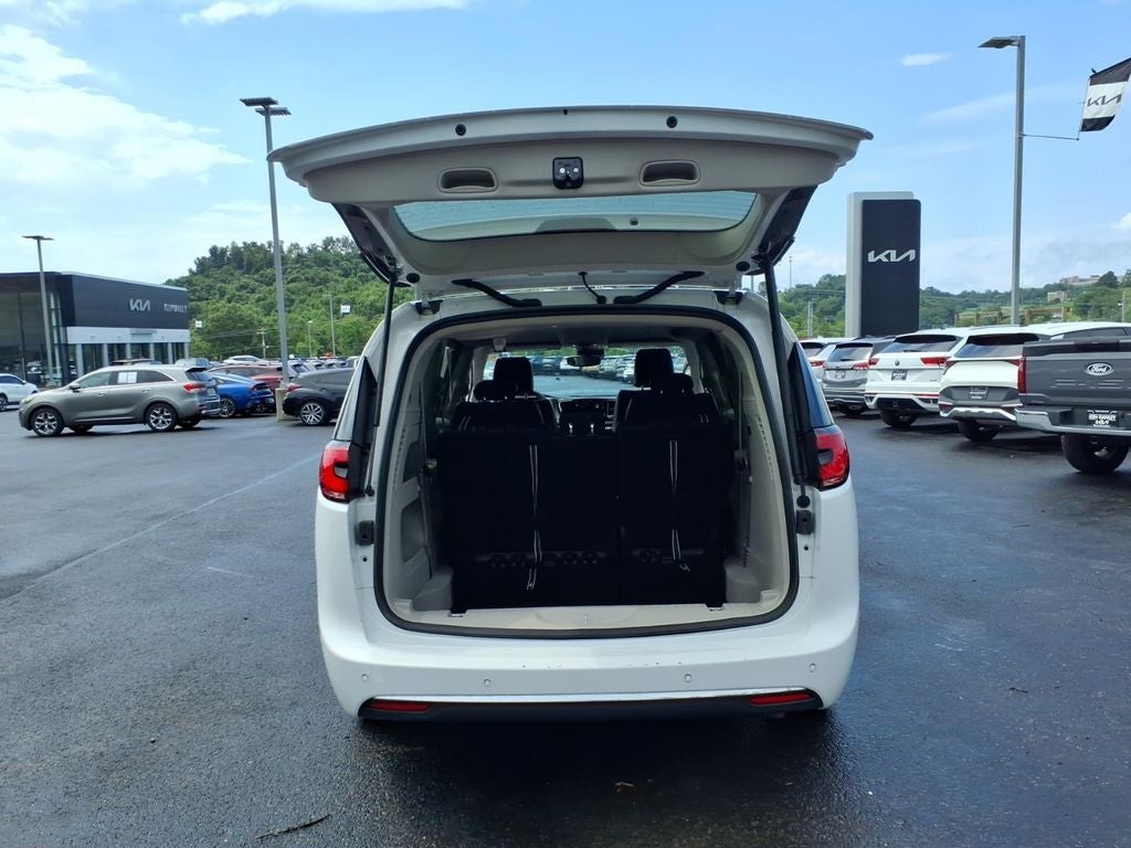 2024 Chrysler Pacifica Touring L