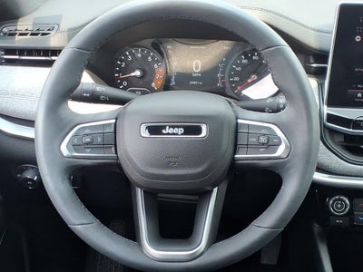 2023 Jeep Compass Latitude Lux