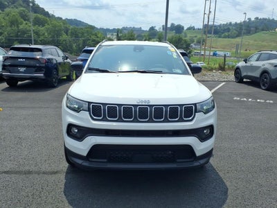 2023 Jeep Compass Latitude Lux