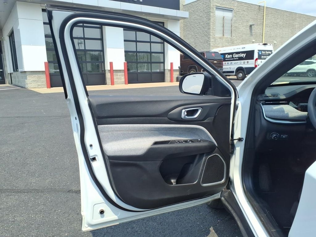 2023 Jeep Compass Latitude Lux