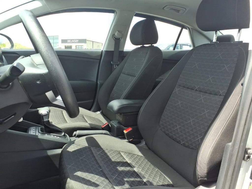 2023 Kia Rio LX