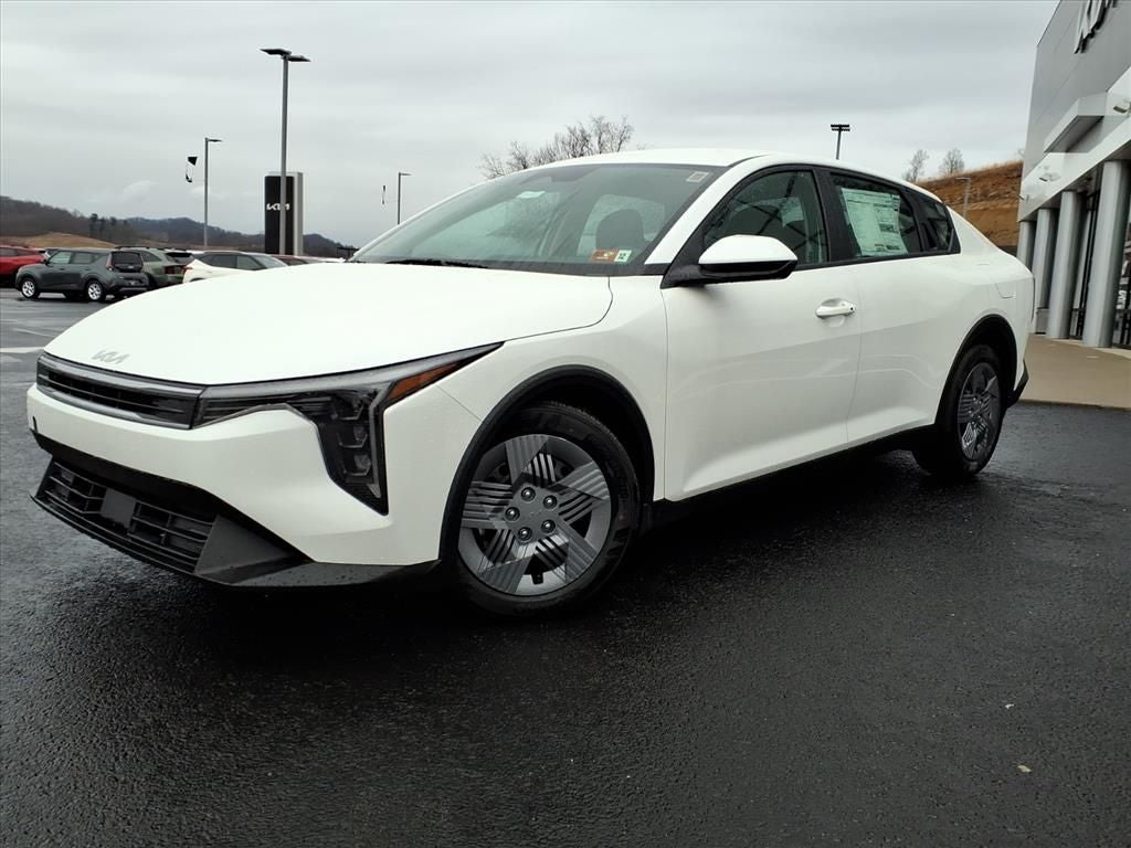 2025 Kia K4 LX