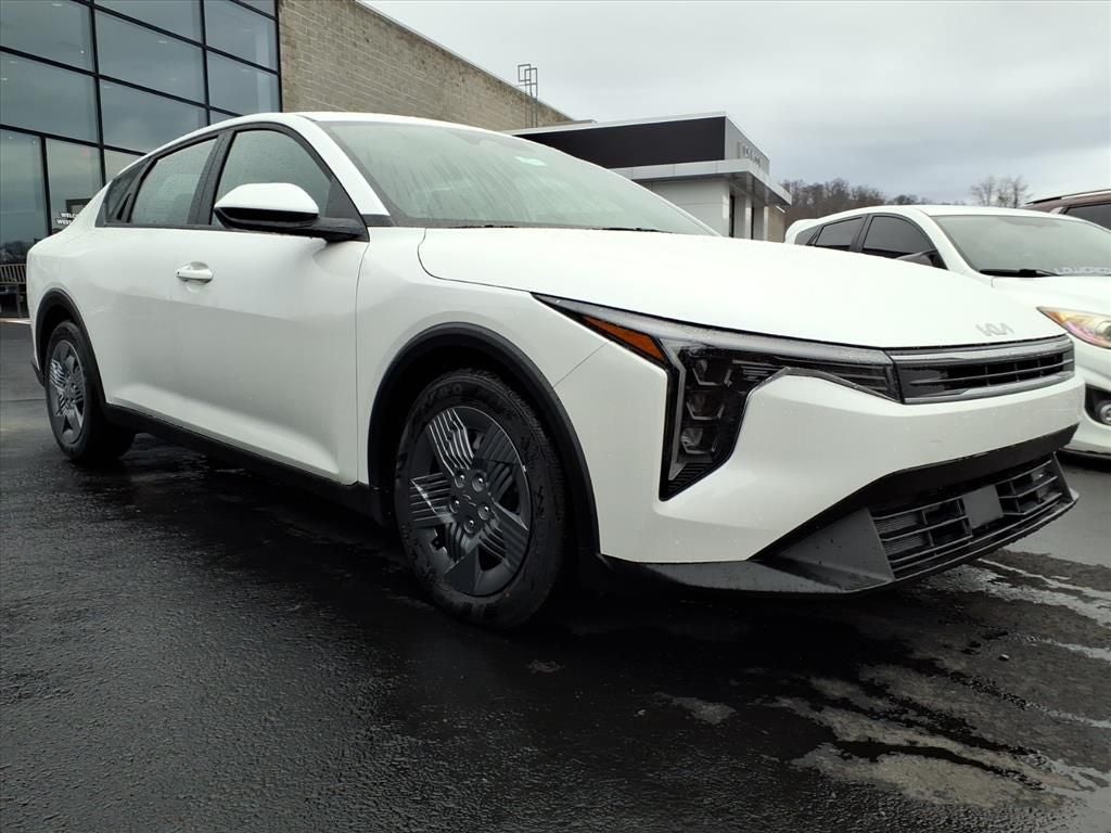 2025 Kia K4 LX