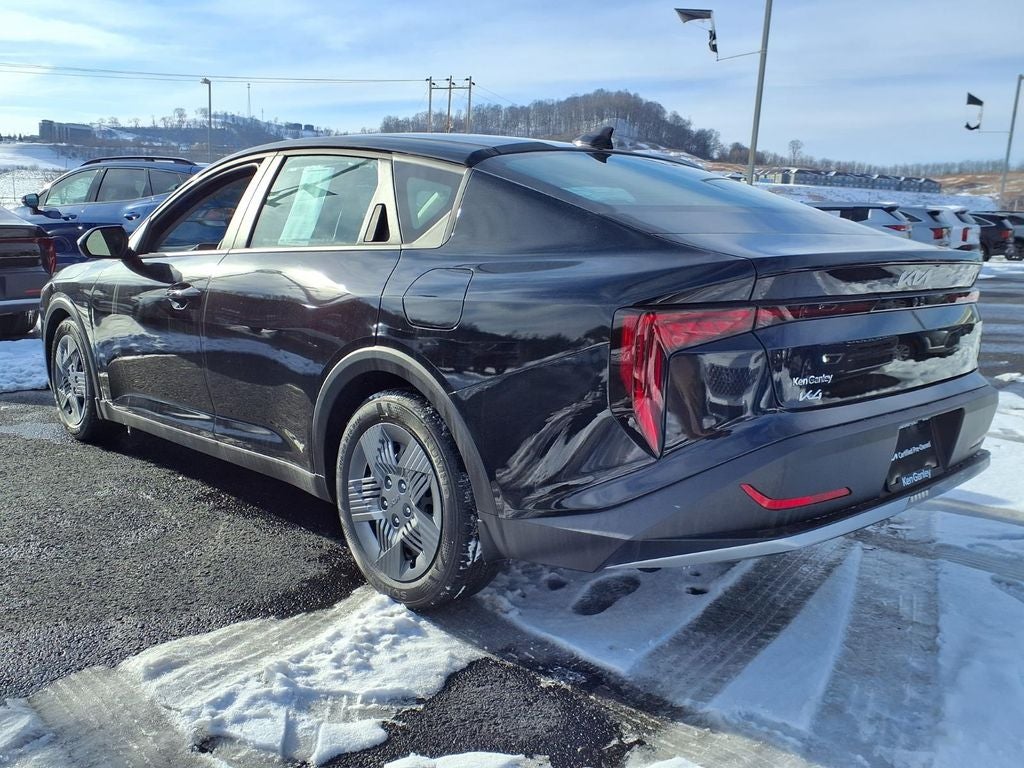 2025 Kia K4 LX