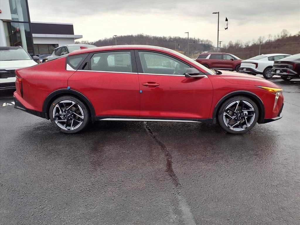 2025 Kia K4 GT-Line