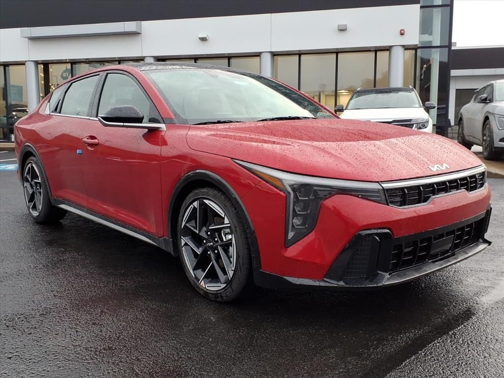 2025 Kia K4 GT-Line