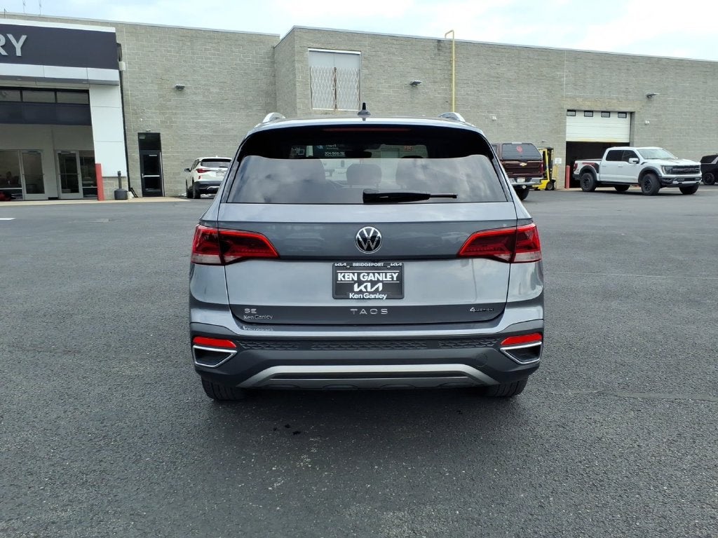 2024 Volkswagen Taos 1.5T SE