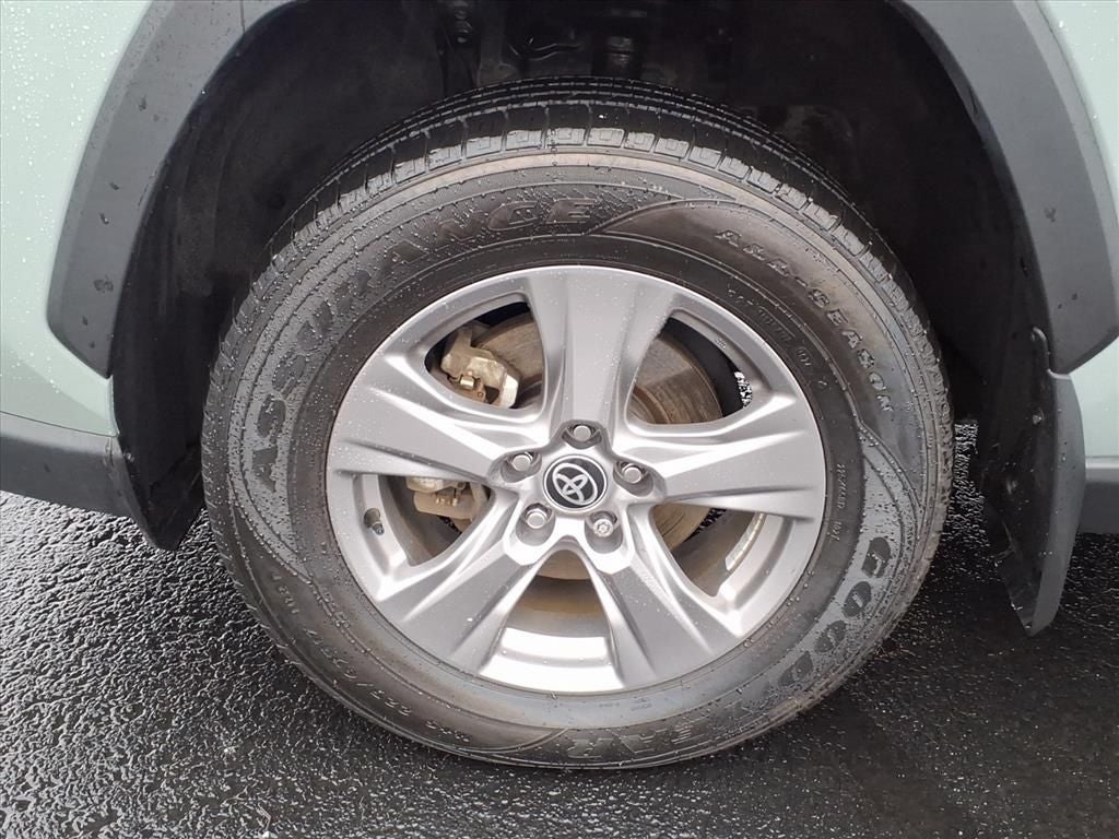 2023 Toyota RAV4 Hybrid XLE