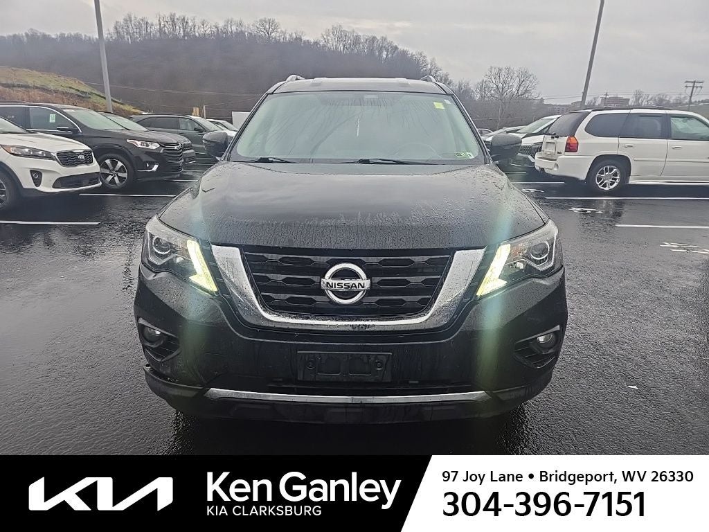 2020 Nissan Pathfinder SL