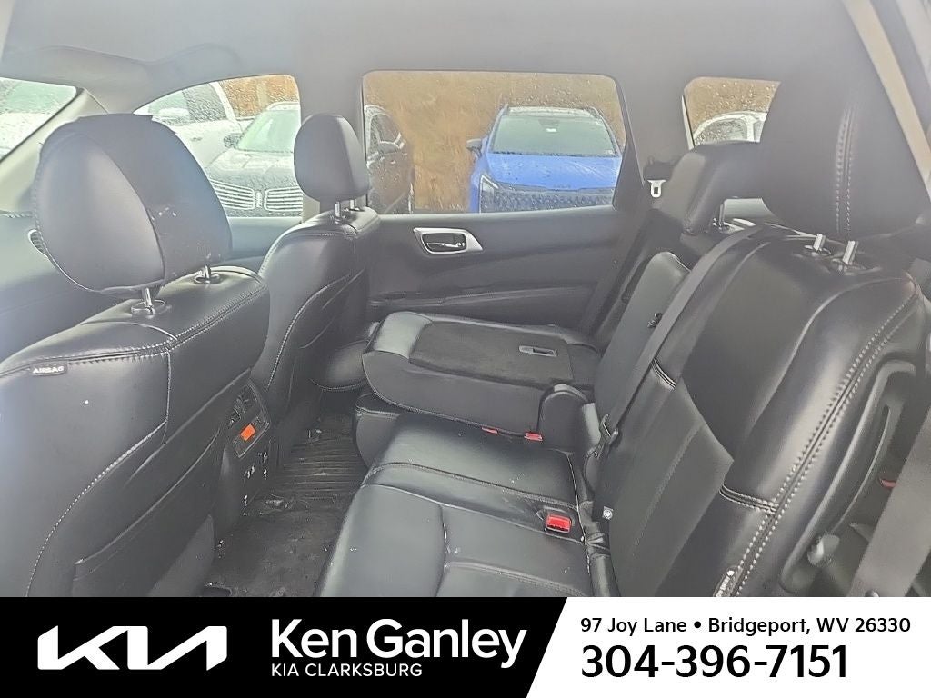 2020 Nissan Pathfinder SL