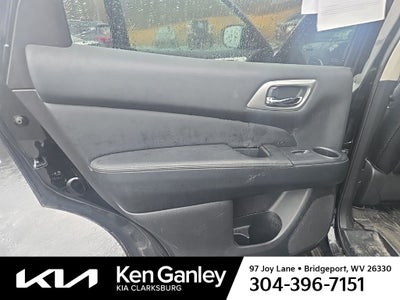 2020 Nissan Pathfinder SL