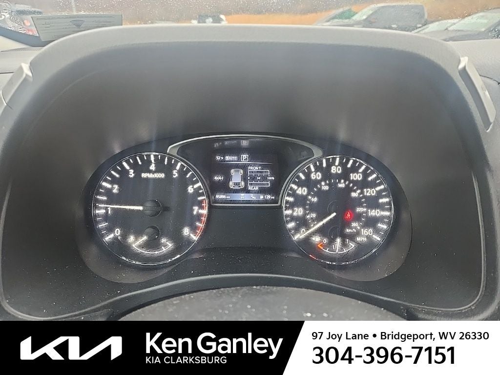 2020 Nissan Pathfinder SL