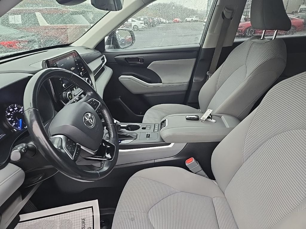 2021 Toyota Highlander Hybrid LE