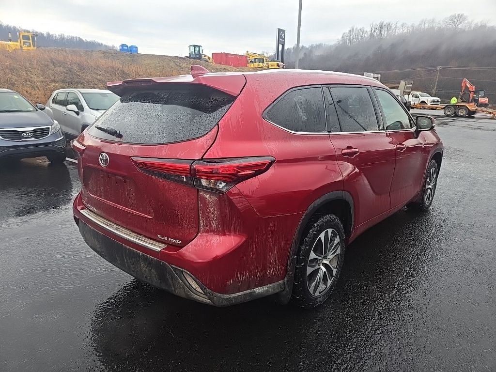 2022 Toyota Highlander XLE