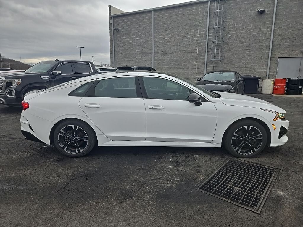 2023 Kia K5 GT-Line