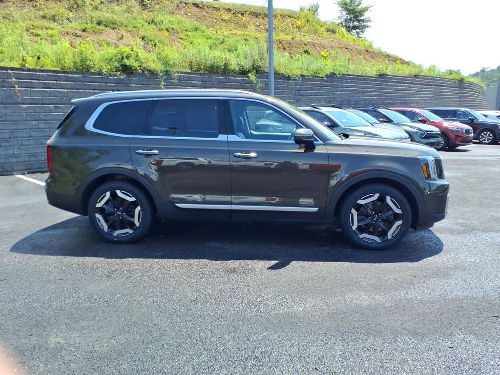 2023 Kia Telluride S