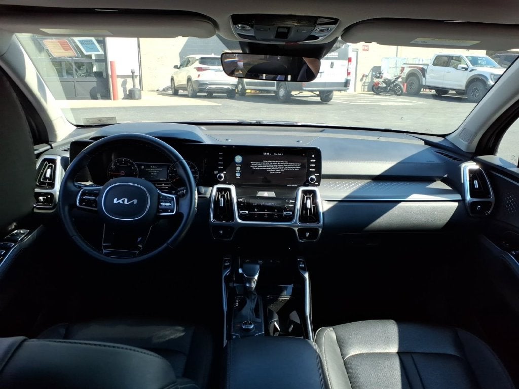 2022 Kia Sorento SX