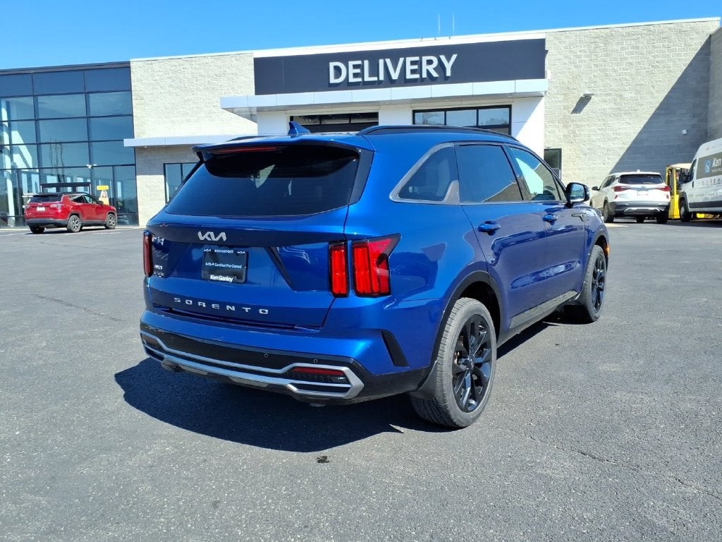 2022 Kia Sorento SX
