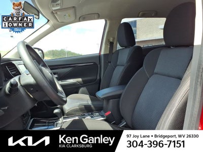 2019 Mitsubishi Outlander Base