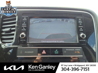 2019 Mitsubishi Outlander Base