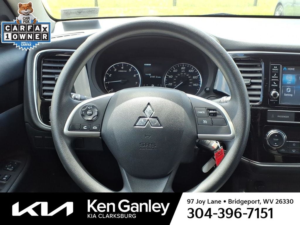 2019 Mitsubishi Outlander Base