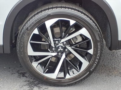 2024 Mitsubishi Outlander SEL