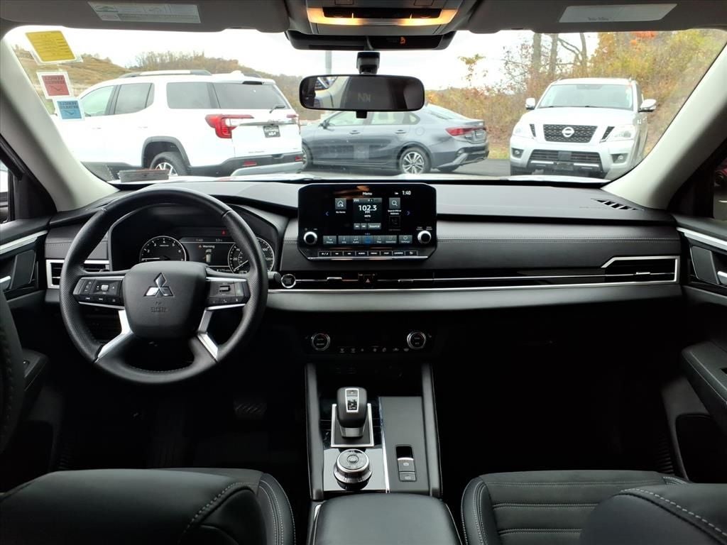 2024 Mitsubishi Outlander SEL